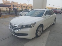 Used 2016 Honda Accord for sale in Dubai