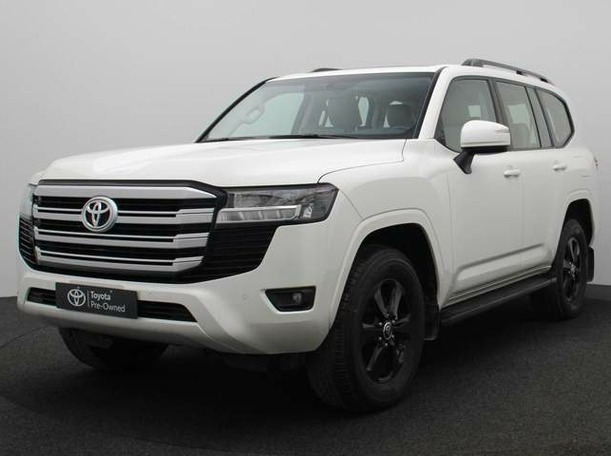 Used 2022 Toyota Land Cruiser for sale in Dubai