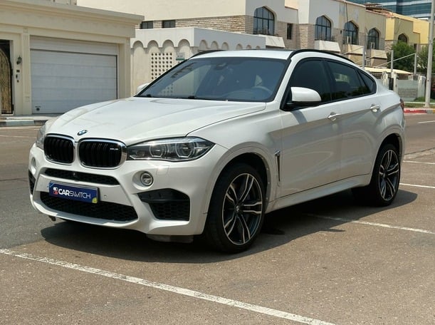 Used 2017 BMW X6 M for sale in Abu Dhabi