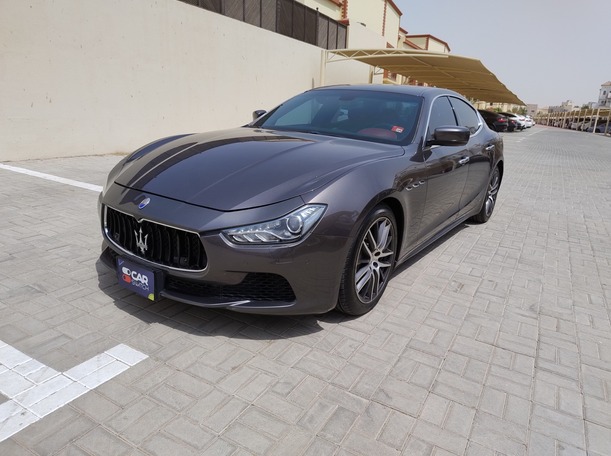 Used 2015 Maserati Ghibli for sale in Dubai