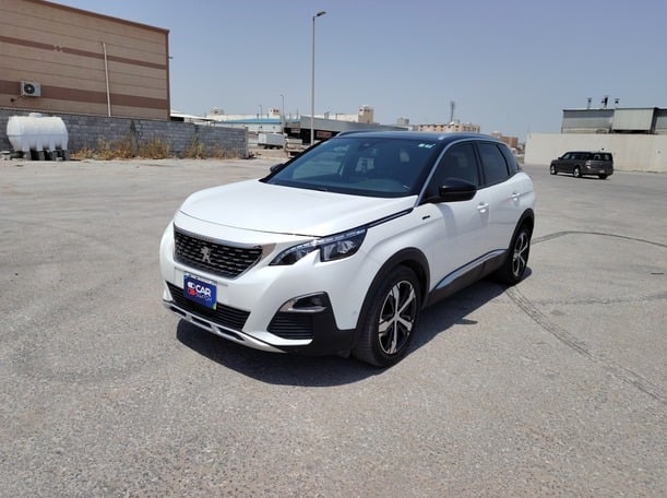 Used 2021 Peugeot 3008 for sale in Dammam