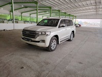 Used 2016 Toyota Land Cruiser for sale in Dammam