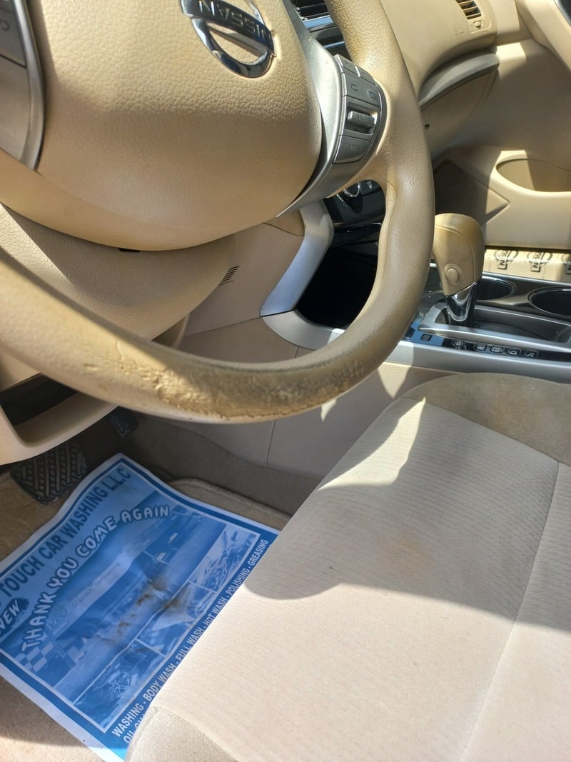 Used 2013 Nissan Altima for sale in Abu Dhabi