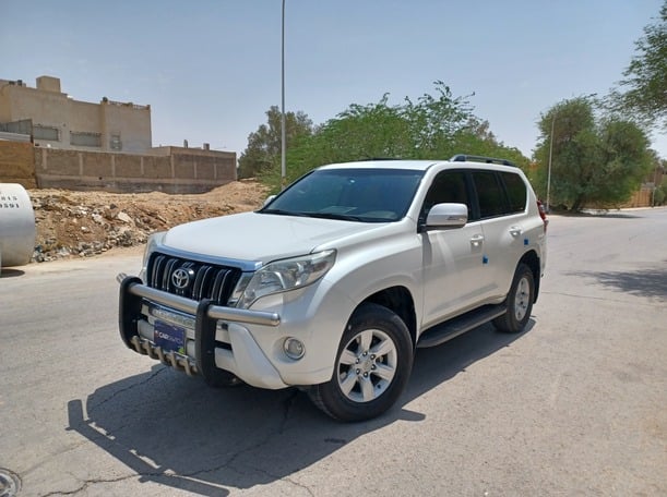 Used 2014 Toyota Prado for sale in Riyadh