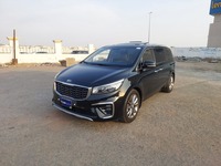 Used 2020 Kia Carnival for sale in Jeddah