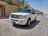 Used 2013 Ford Expedition for sale in Riyadh