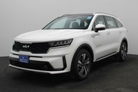 Used 2022 Kia Sorento for sale in Dubai