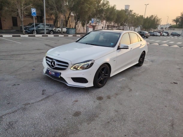 Used 2016 Mercedes E300 for sale in Dammam