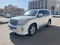 Used 2014 Toyota Land Cruiser for sale in Riyadh