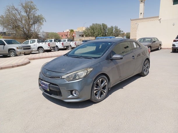 Used 2016 Kia Cerato Koup for sale in Riyadh