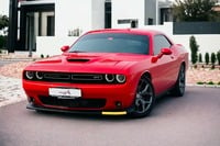 Used 2019 Dodge Challenger for sale in Dubai