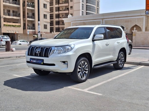 Used 2023 Toyota Prado for sale in Dubai