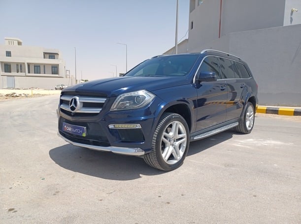 Used 2015 Mercedes GL500 for sale in Riyadh