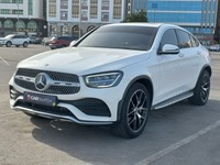 Used 2020 Mercedes GLC200 for sale in Abu Dhabi