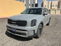 Used 2024 Kia Telluride for sale in Riyadh