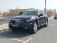 Used 2015 Infiniti QX70 for sale in Dubai