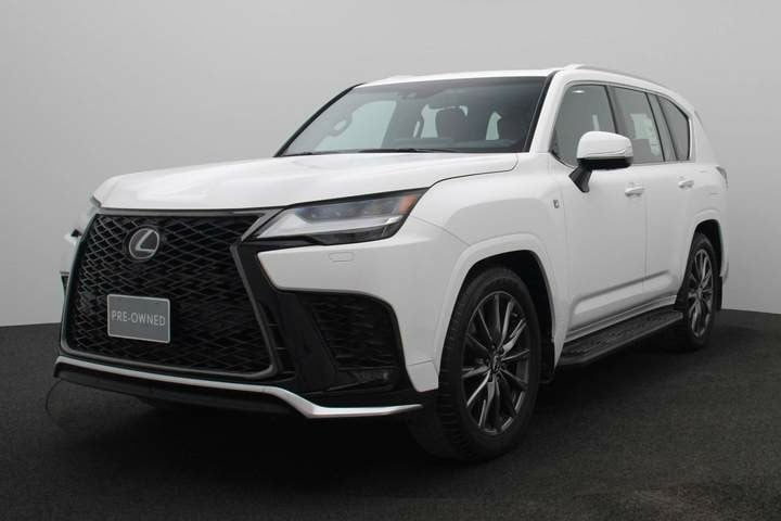 Used 2023 Lexus LX600 for sale in Dubai