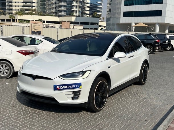 Used 2018 Tesla Model X for sale in Dubai