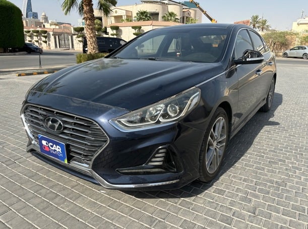 Used 2018 Hyundai Sonata for sale in Riyadh