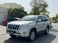 Used 2016 Toyota Prado for sale in Dubai