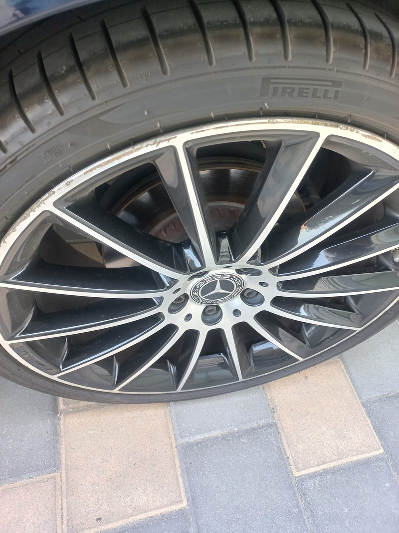 Used 2018 Mercedes E300 for sale in Abu Dhabi