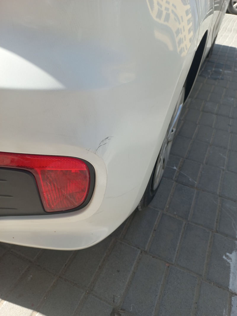 Used 2015 Kia Rio for sale in Dubai