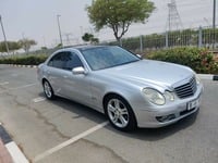 Used 2008 Mercedes E230 for sale in Dubai