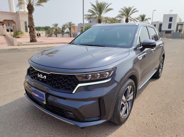 Used 2023 Kia Sorento for sale in Jeddah