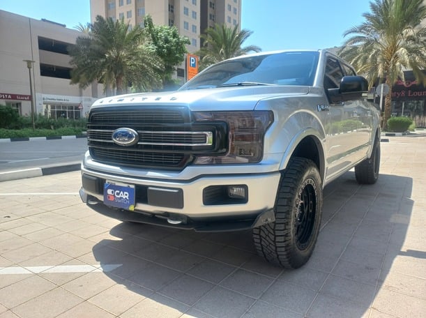 Used 2018 Ford F150 for sale in Dubai