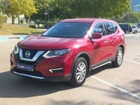 Used 2018 Nissan X-Trail for sale in Abu Dhabi