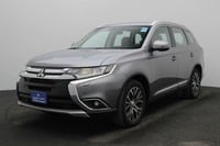 Used 2017 Mitsubishi Outlander for sale in Dubai