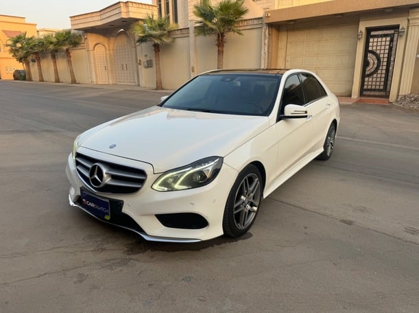 Used 2016 Mercedes E300 for sale in Riyadh