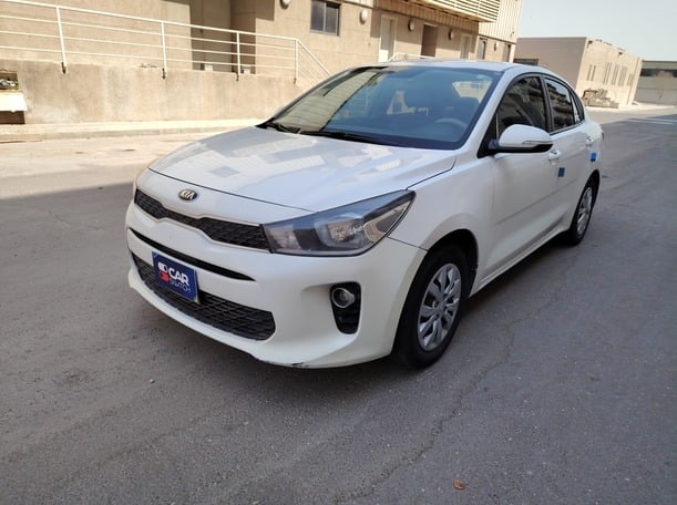 Used 2019 Kia Rio for sale in Dammam