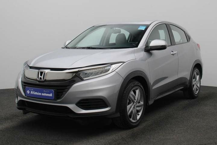 Used 2020 Honda HR-V for sale in Ajman