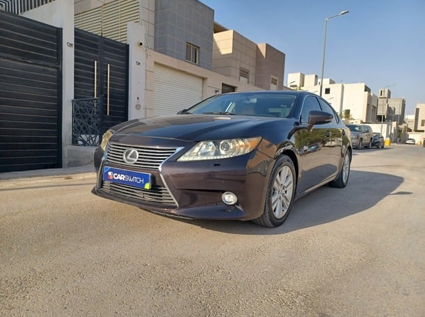 مستعمله 2014 لكزس ES250 للبيع فى الرياض