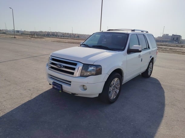 Used 2013 Ford Expedition for sale in Al Khobar