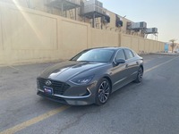 Used 2020 Hyundai Sonata for sale in Riyadh