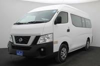 Used 2020 Nissan Urvan for sale in Dubai