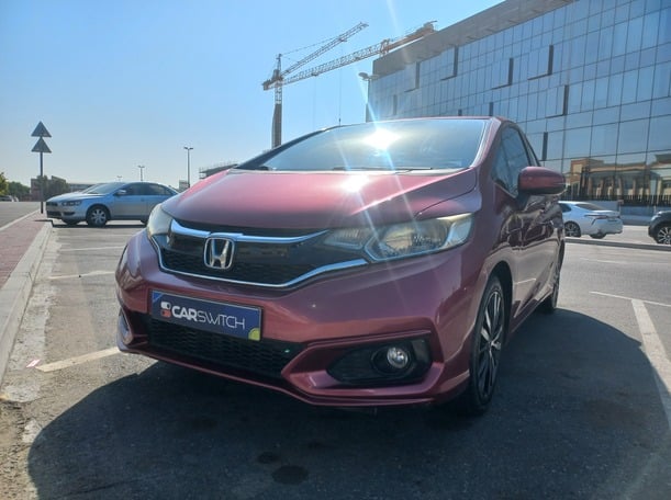 Used 2018 Honda Jazz for sale in Dubai