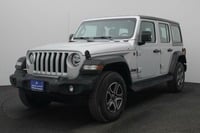 Used 2023 Jeep Wrangler for sale in Abu Dhabi