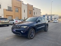 Used 2017 Jeep Grand Cherokee for sale in Riyadh