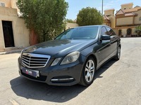 مرسيدس E200