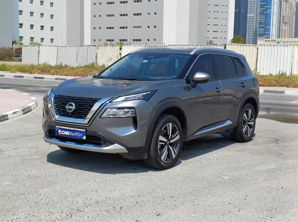 Used 2023 Nissan X-Trail for sale in Dubai