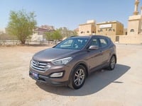 Used 2015 Hyundai Santa Fe for sale in Riyadh