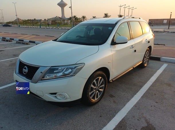 Used 2016 Nissan Pathfinder for sale in Al Khobar