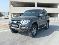 Used 2016 Mitsubishi Pajero for sale in Dubai