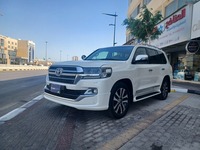 Used 2019 Toyota Land Cruiser for sale in Al Khobar