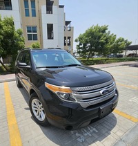 Used 2014 Ford Explorer for sale in Dubai