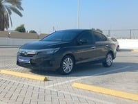 Used 2021 Honda City for sale in Abu Dhabi