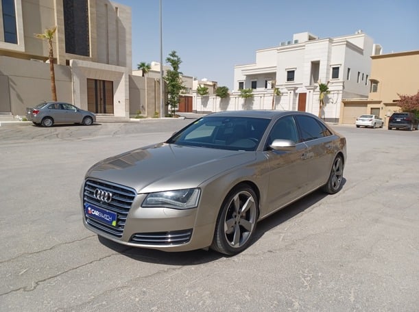 Used 2012 Audi A8 for sale in Riyadh